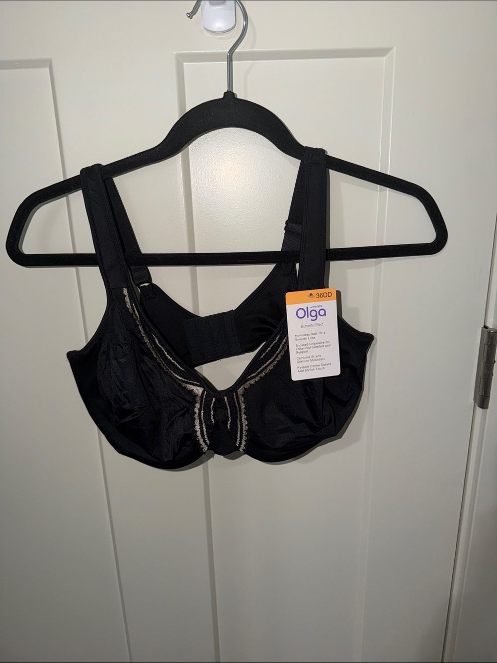 NWT Olga - Minimizer Black Full Coverage Underwire Bra with Contrast Trim